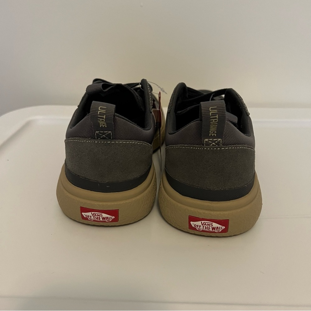 NWT / NIB 8M/9.5W Vans Ultrarange Exo Se - Picture 7 of 12